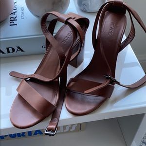 Vince brown leather chunky heeled sandals